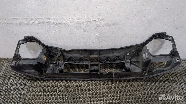 Рамка передняя Renault Trafic, 2006