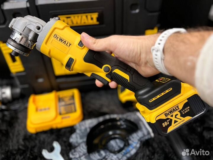 Набор инструментов DeWalt Шуруповерт + болгарка DC