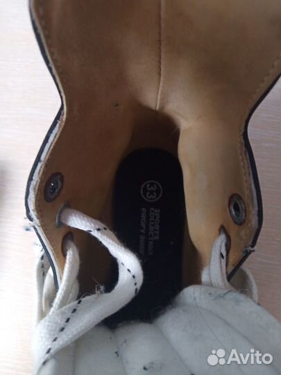 Продам хоккейные коньки