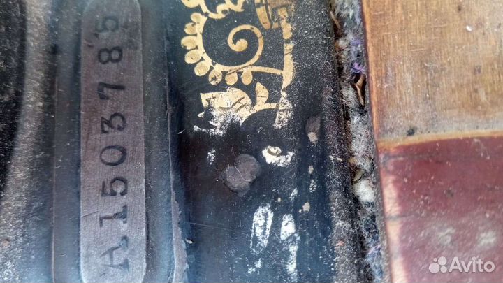 Швейная машина Singer