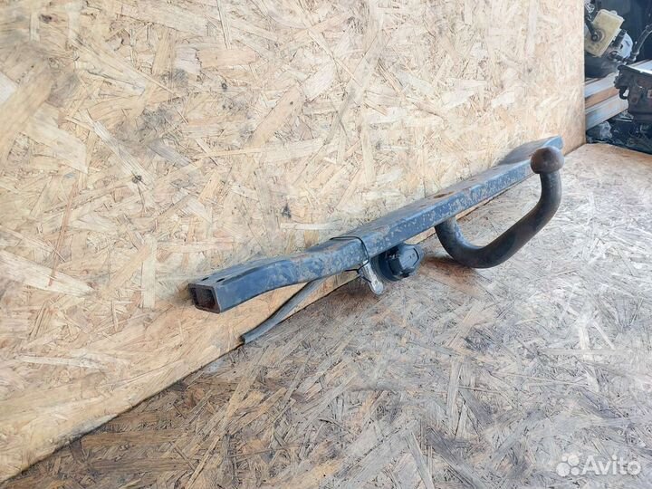 Фаркоп Mercedes W210 универсал