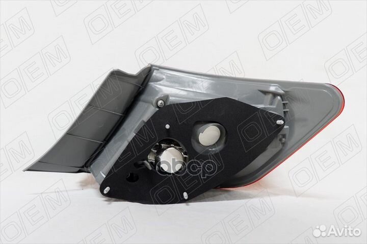 Фонарь левый внешний Toyota Camry 7 XV50 2011-2014