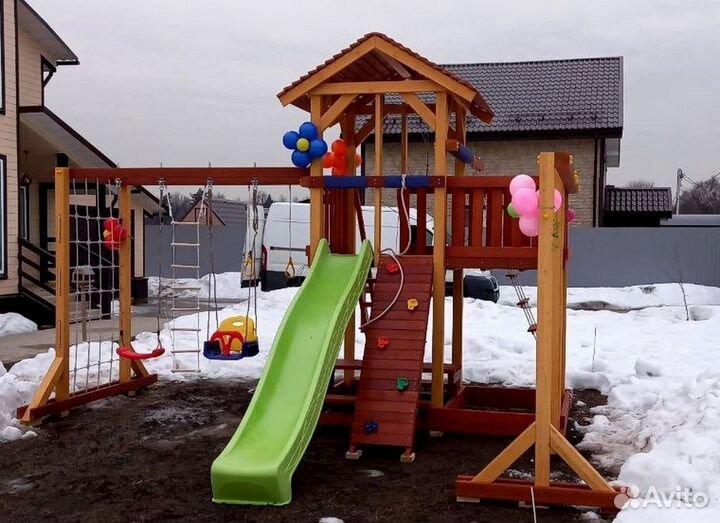 Детская уличная площадка для активных игр