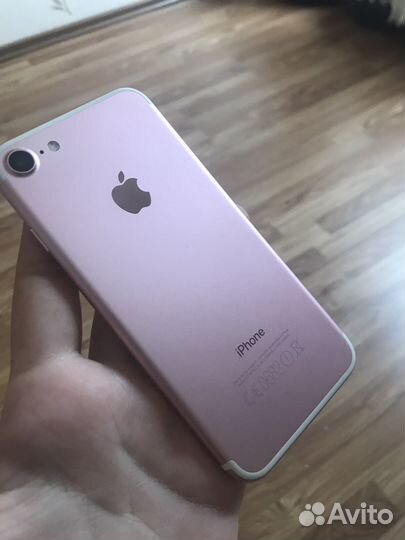 Телефон бу iPhone 7 32g