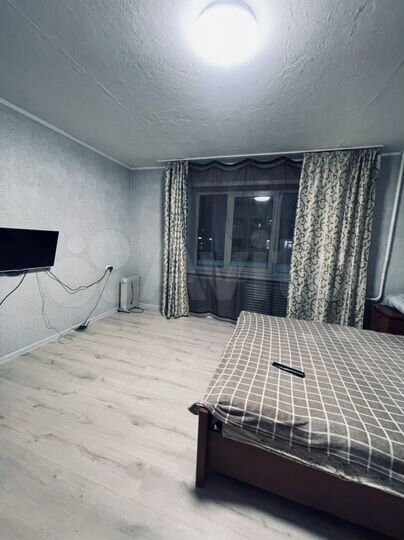 2-к. квартира, 58 м², 1/9 эт.