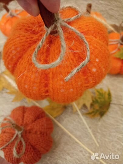Тыква вязаная интерьерная