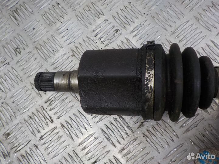 Б/У Б/У Привод передний левый Volkswagen Passat