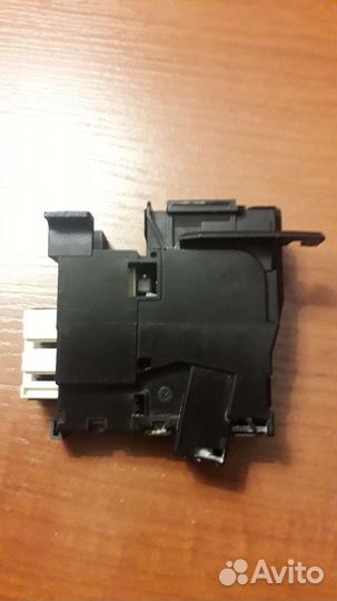 Замок от машинки indezit