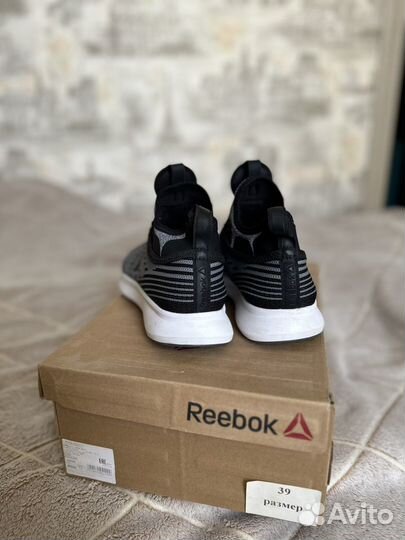 Кроссовки reebok женские новые оригинал