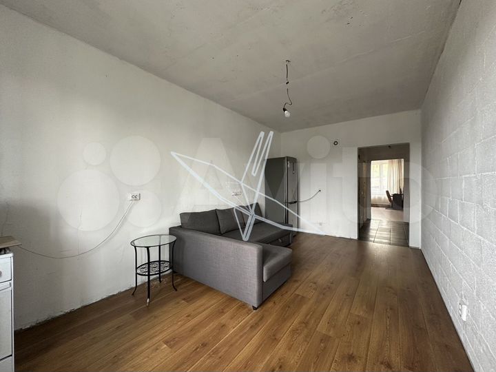 1-к. квартира, 42,8 м², 1/4 эт.