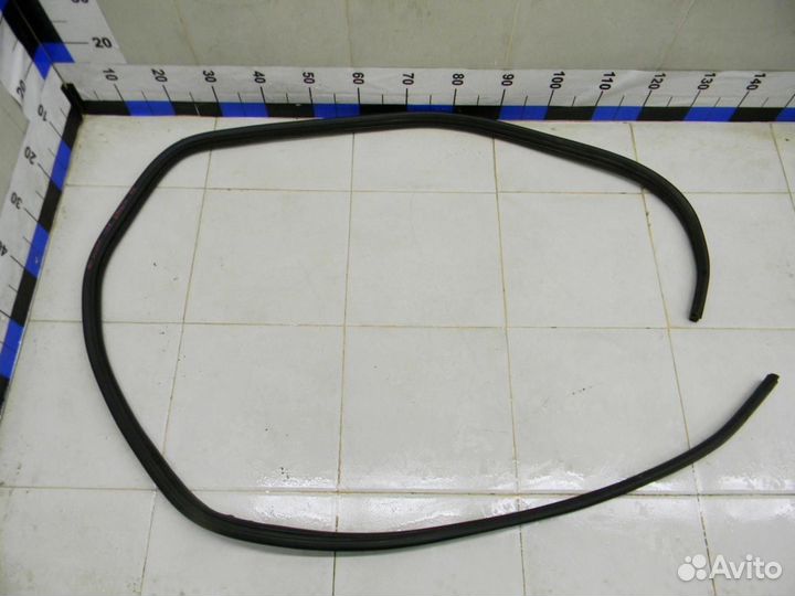 Уплотнитель (внутри) Logan 2005-2014