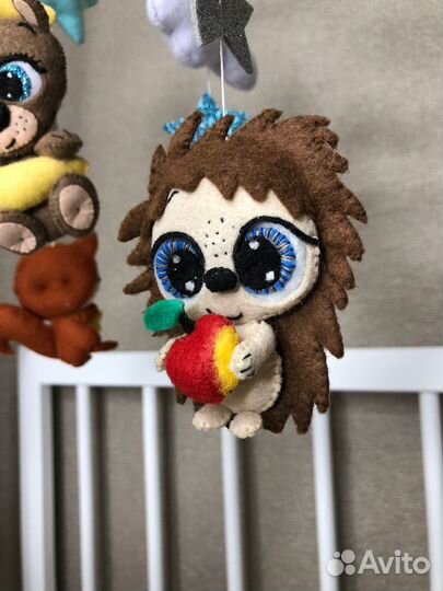 Мобиль для детской кроватки