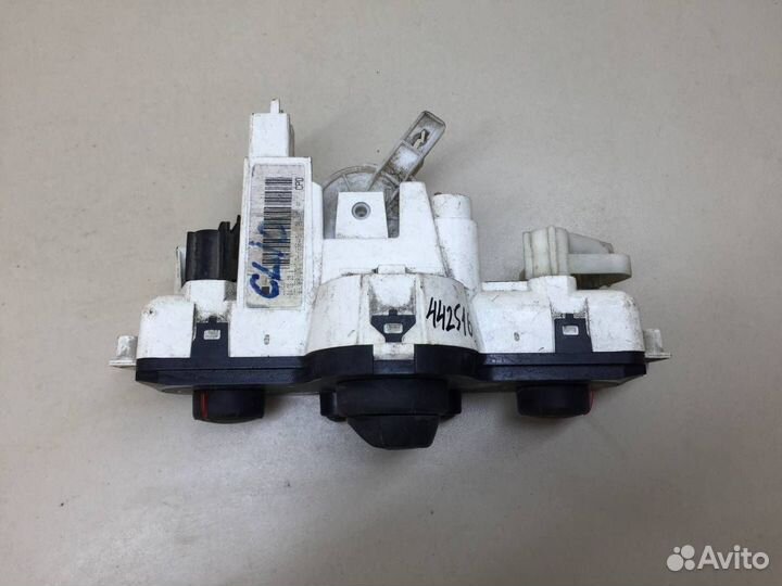 Блок управления отопителем Renault Megane 2 2002-2