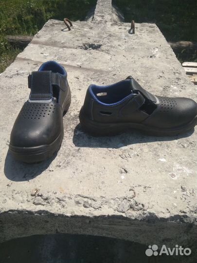 Полуботинки