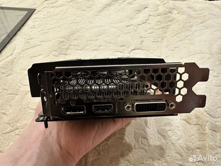 Видеокарта rtx 3050 8 gb