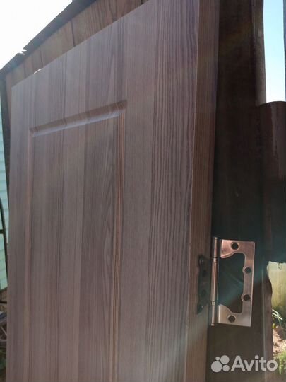 Дверь массив