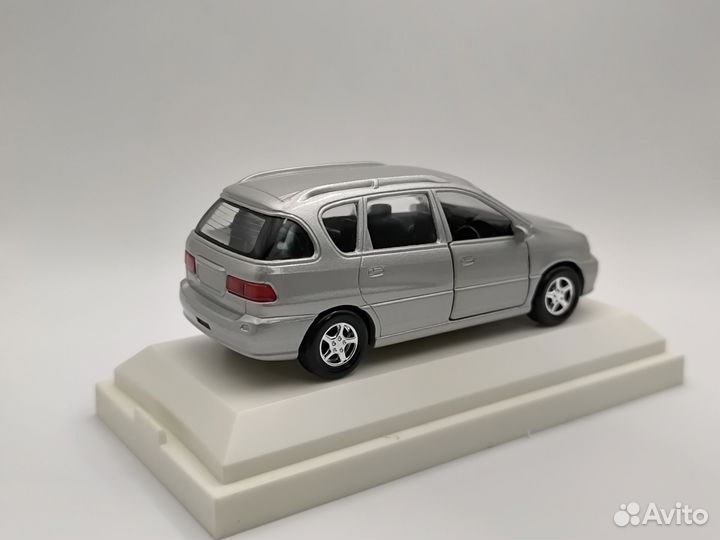 Toyota Ipsum, 1:43