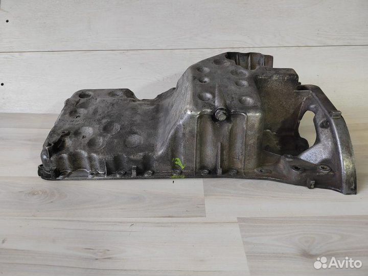 Масляный поддон Mercedes-Benz C-Class W203 OM646