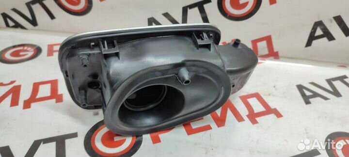 Лючок бензобака Audi A6 4G CGW 18.04.2011