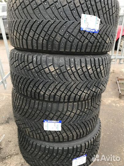Michelin X-Ice North 4 SUV 265/50 R20 111T