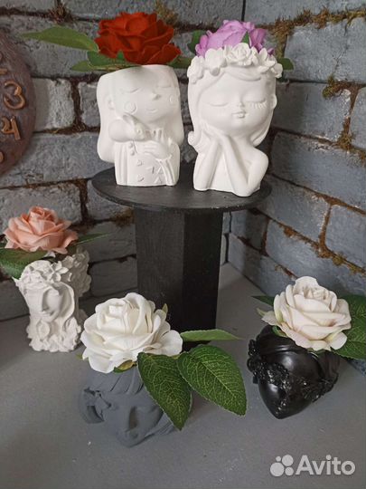 Кашпо mini с цветком