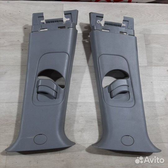 Накладка на стойку кузова Hyundai Solaris хэтчбек