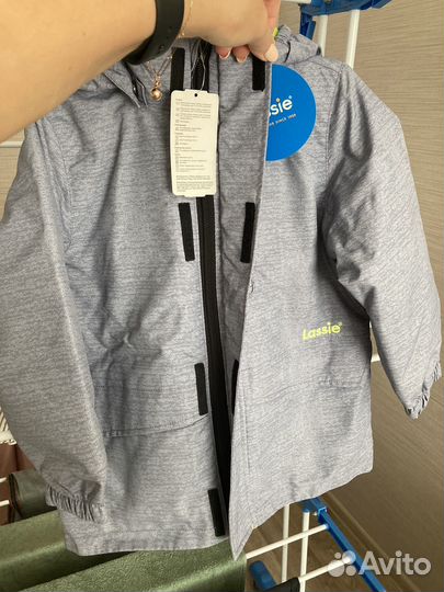 Куртка демисезонная для мальчика новая