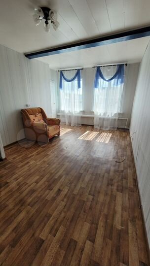 Дом 33 м² на участке 8 сот.