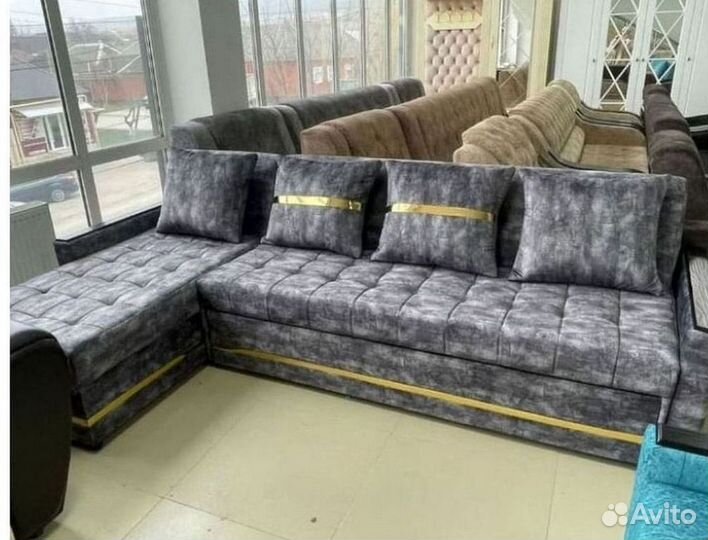 Угловой диван раскладной в наличии не б/у