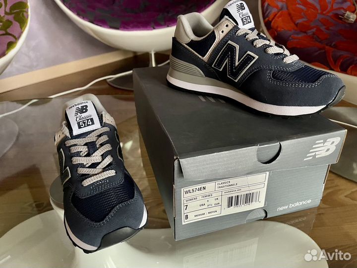 New Balance 574, 7 US