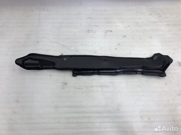 Локер крыла передний правый Toyota Land Cruiser