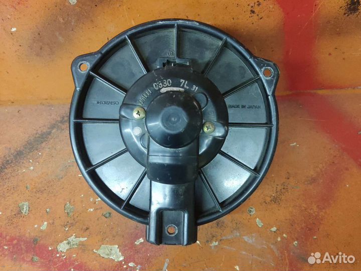 Моторчик печки mitsubishi chariot, RVR, pajero