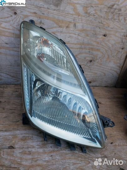 Фара правая Toyota Prius 2 NHW20 2011 81145-47150