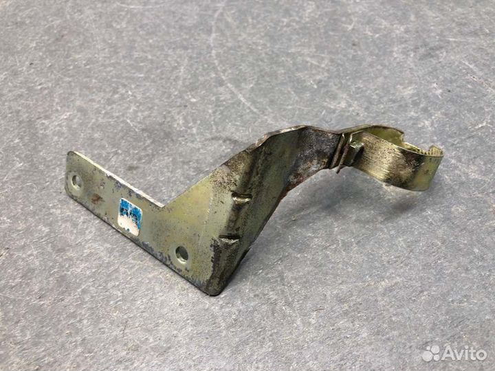 Кронштейн бачка Chevrolet Rezzo klau A16DMS 2008