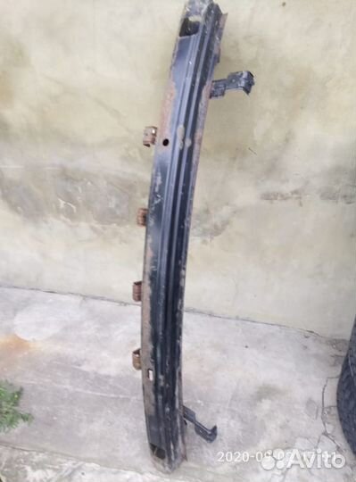 Продам усилитель заднего бампера на Киа Соренто 20