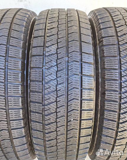 Bridgestone Blizzak VRX 185/65 R15 99H