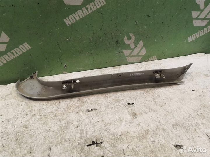 Обшивка двери багажника Форд Фокус 2