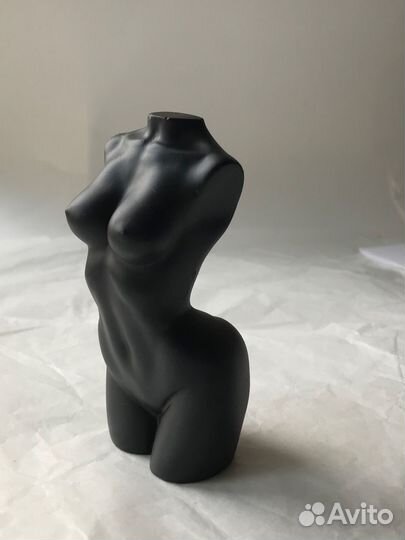 Статуэтка Ню для интерьера женское тело