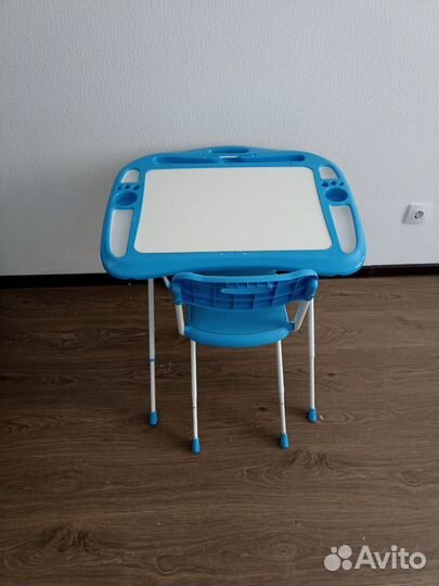 Растущая парта (Стол и стул)