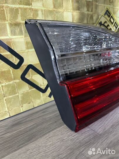 Фонарь задний левый внутренний Lexus ES 15+