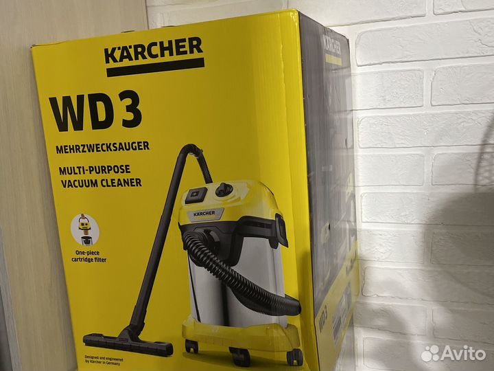 Пылесос Karcher wd 3 с розеткой