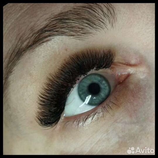 Наращивание ресниц, оформление бровей