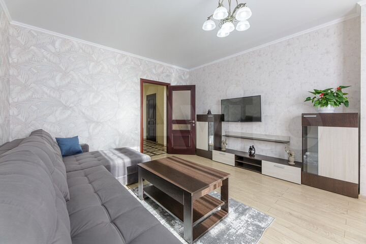2-к. квартира, 56 м², 3/10 эт.
