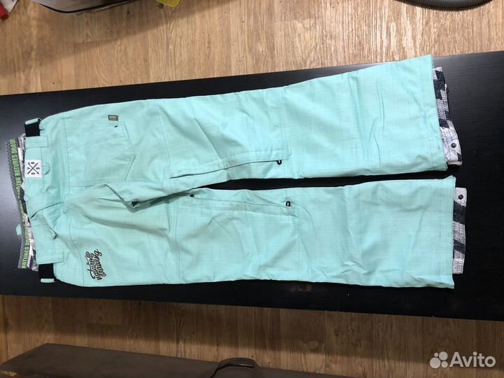 Сноубордические брюки женские М