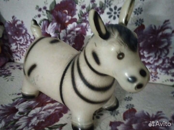 Игрушка-прыгун