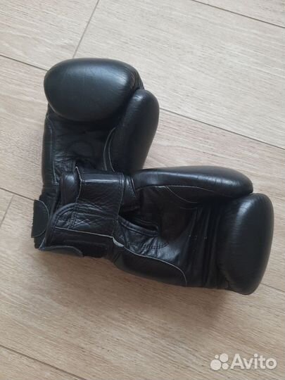 Перчатки боксёрские green hill