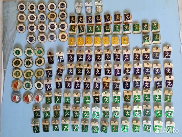 Значки оптом