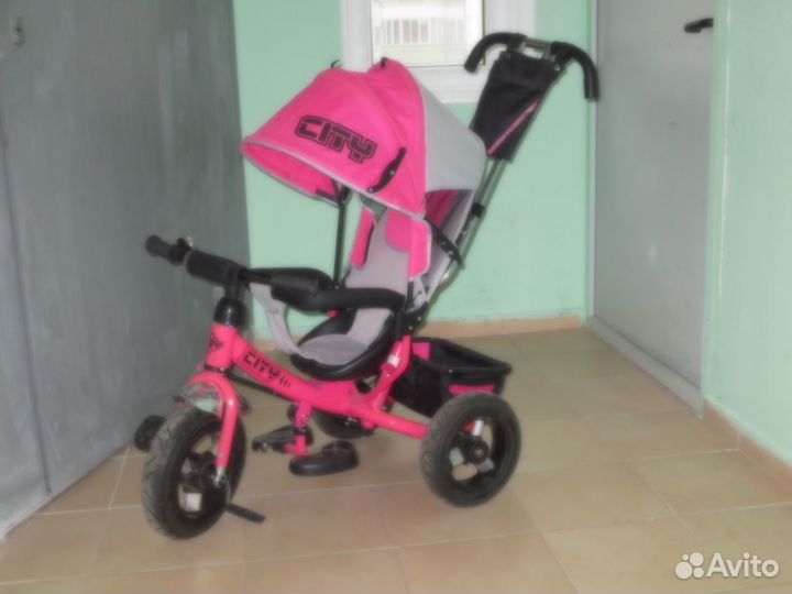 Детский велосипед с родительской ручкой