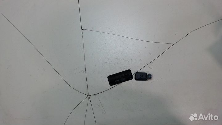 Кнопка багажника Ford Kuga, 2008