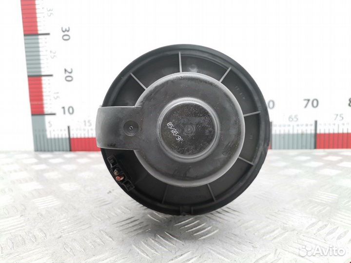 Моторчик печки для Volkswagen Sharan 1 7M1819021D